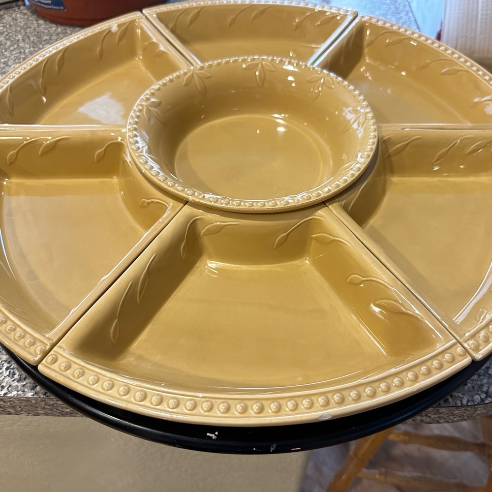 Serving plate